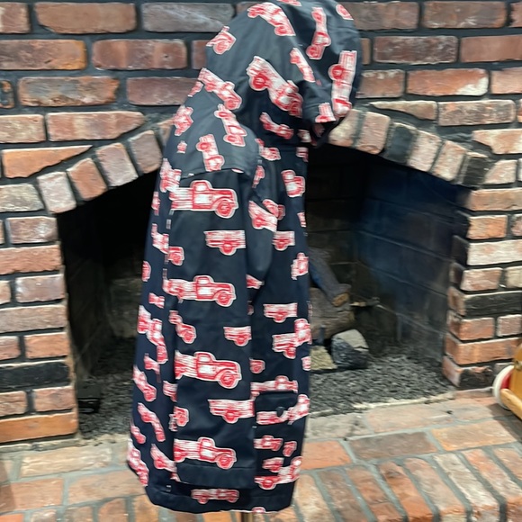 Kitestrings Navy & Red truck print Rain Coat size 5/6 - Picture 5 of 9